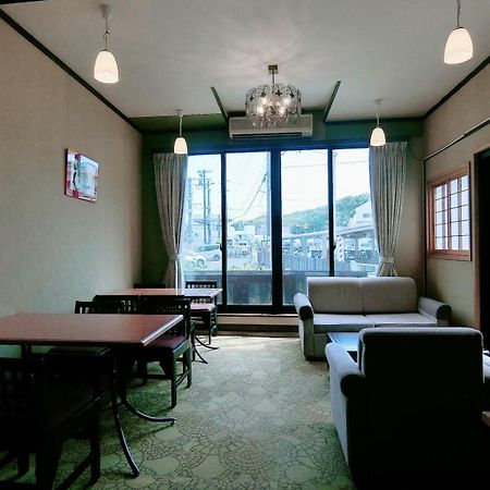 Minshuku Inn Shirahama Ekinoyado Exteriör bild