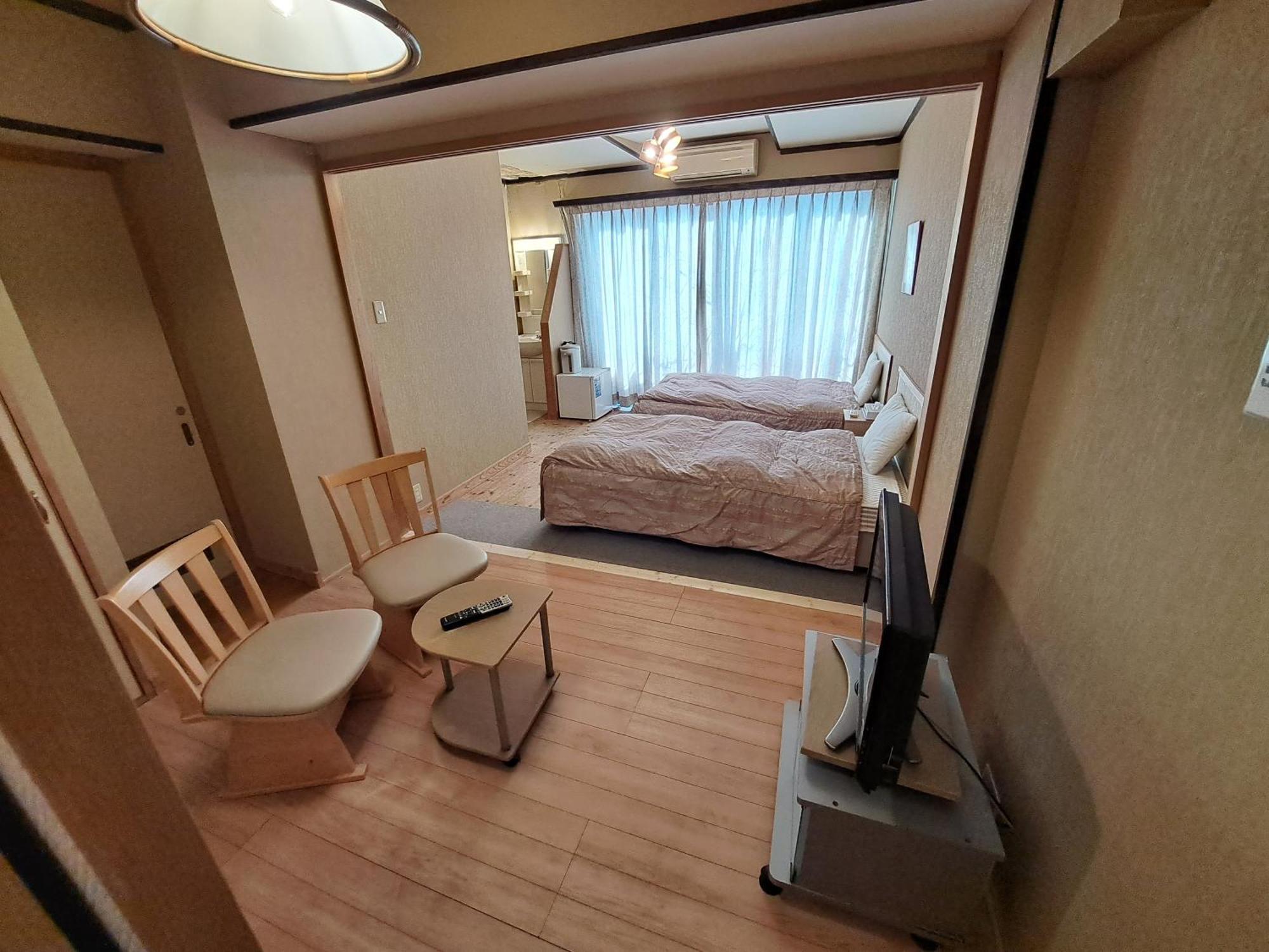 Minshuku Inn Shirahama Ekinoyado Exteriör bild